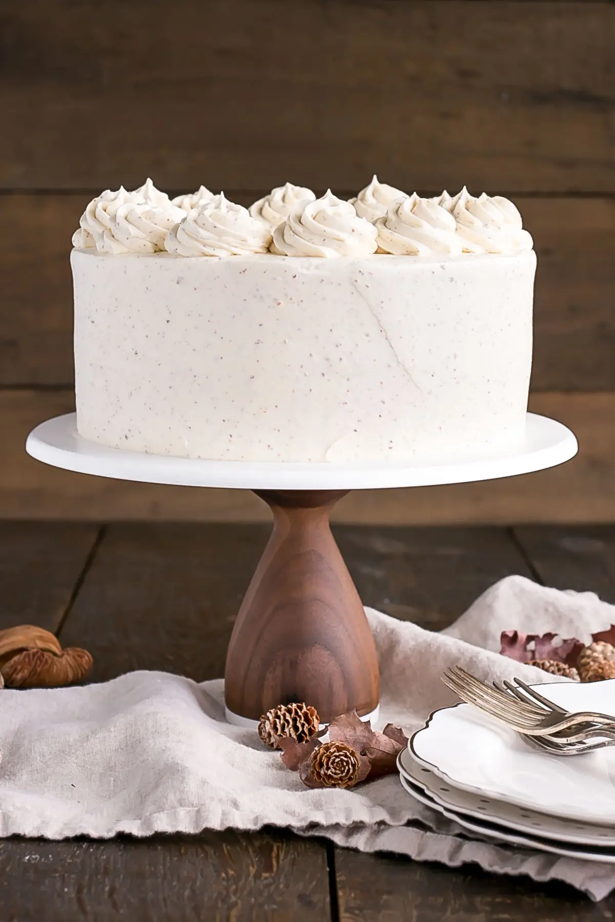 A cake sitting on top of a table