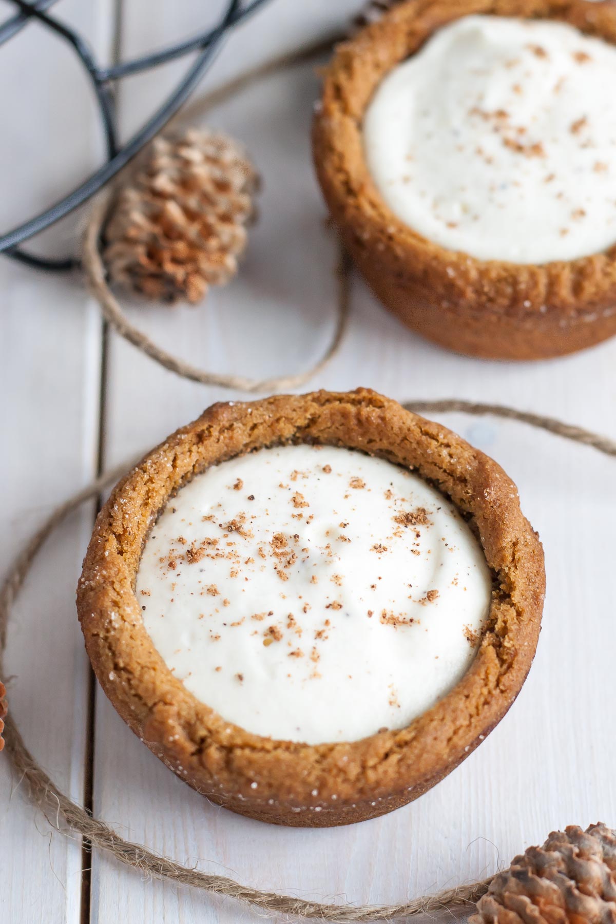 Eggnog cheesecake cookie cups