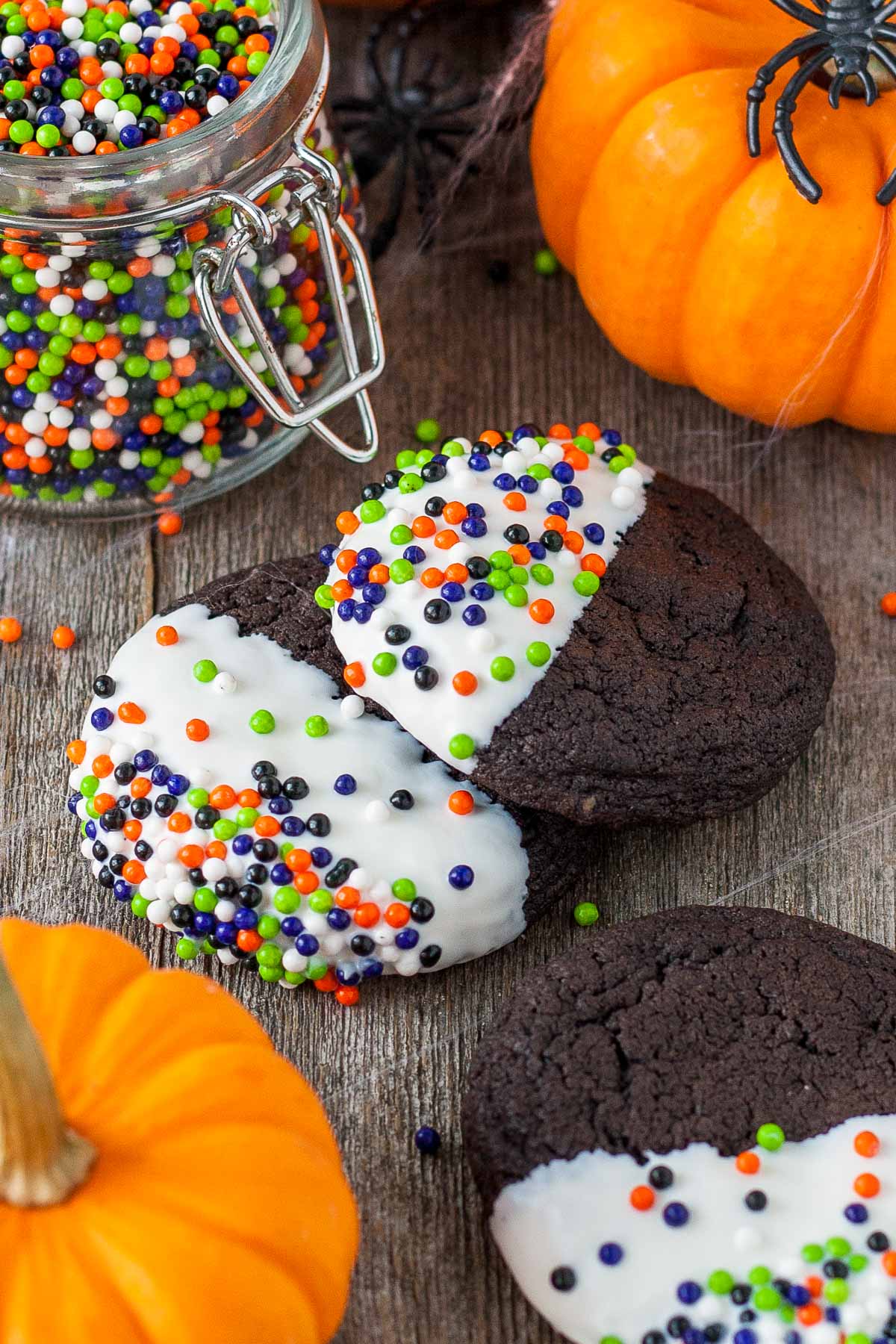 Cookies on a wooden table.