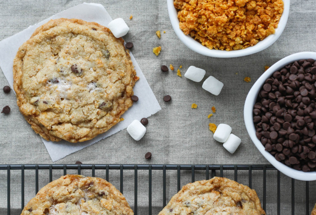 Overhead shot of cookies on a baking sheet.