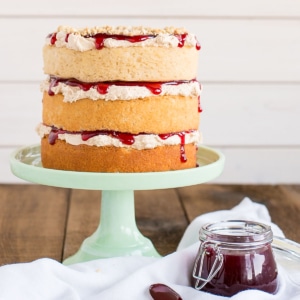 A cake sitting on top of a table