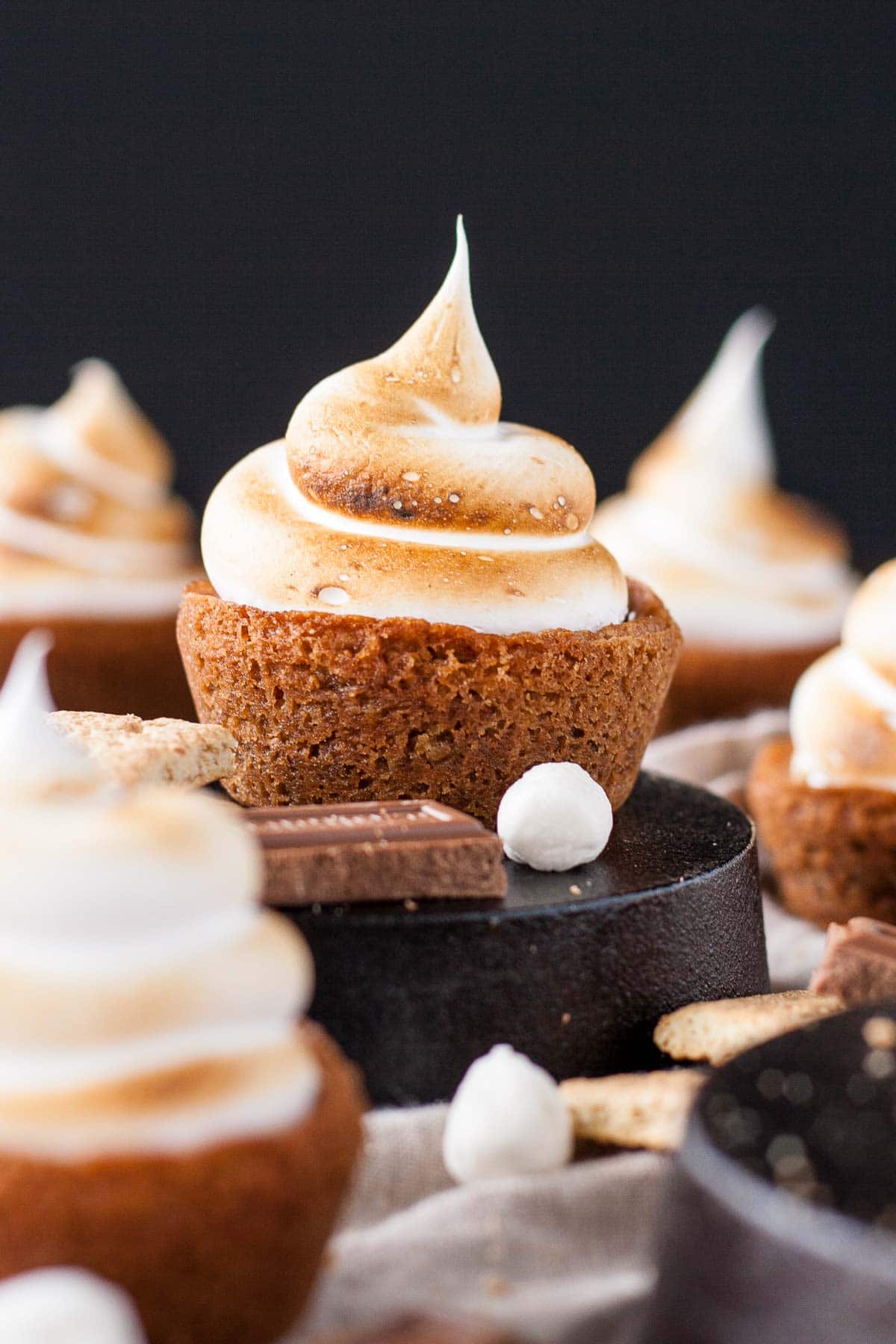 A close up of a cookie cup on a plate